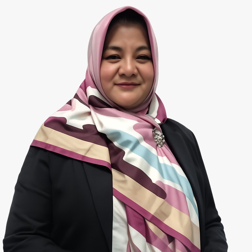 Trisilah, property agent at Cahaya Metta Properti